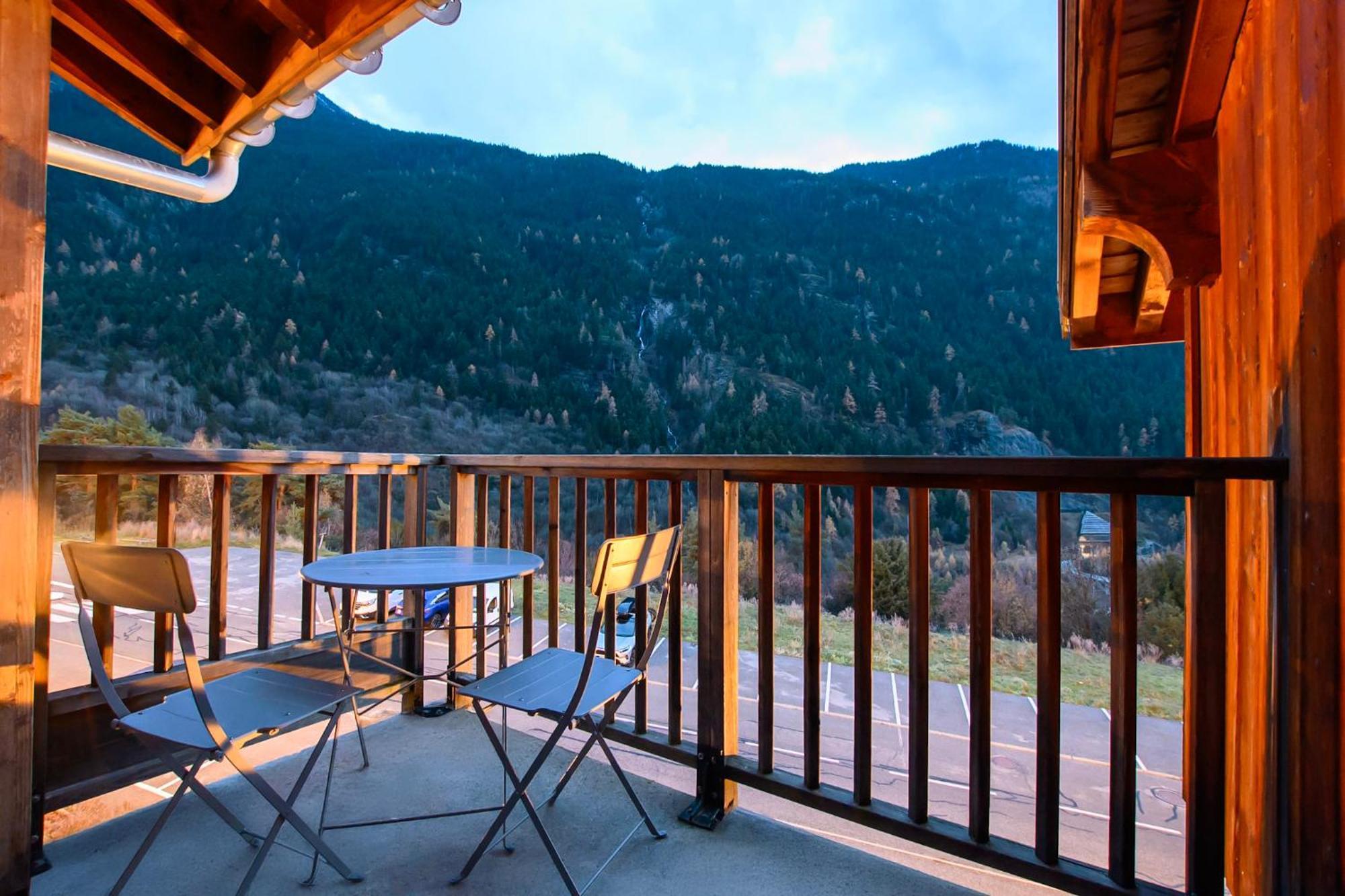 Cozyloge, Orelle & Les 3 Vallees Exterior foto